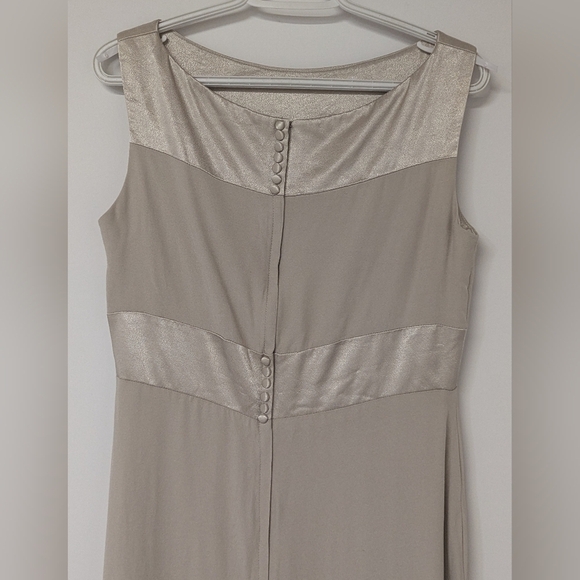 Classic Style Floor Length Maxi Evening Gown Wedding Guest Dress in Champagne - Picture 4 of 9